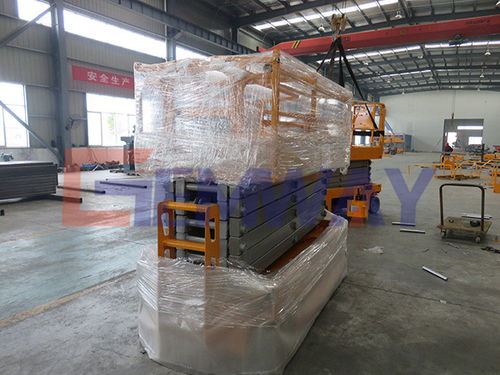 山東鈞邁 值得信賴的AD自行走升降機(jī)設(shè)備專家